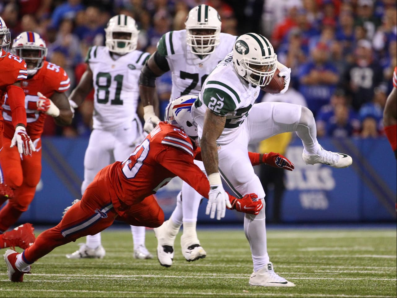 <i>Pronóstico de la temporada</i>
<br>Los New York Jets padecerán uno de los más duros calendarios esta temporada y las predicciones no son nada alentadoras. Enfrentar a la tremenda AFC Oeste contra Chiefs, Chargers y visitas a Raiders y Broncos será pesadísimo. Además juegan ante Falcons, Bucs, Saints y dos veces contra los Pats. Parecen destinados a tener la primera selección global del Draft 2018. 
<b>PICK: 2-14</b>