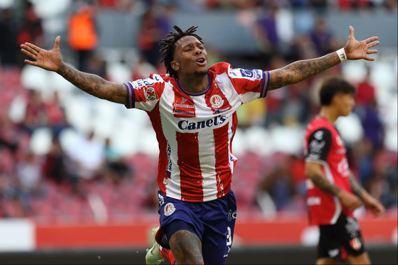 Abel Hernández al 59', con un cabezazo, empató el partido.