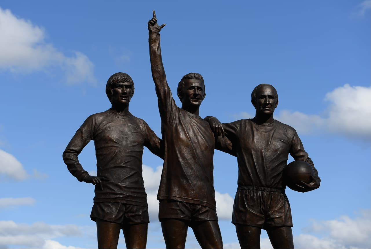 No solo a una figura se le hace escultura. La apodada 'Holy Trinity' de la selección de Inglaterra campeona en 1966 recibió un homenaje.