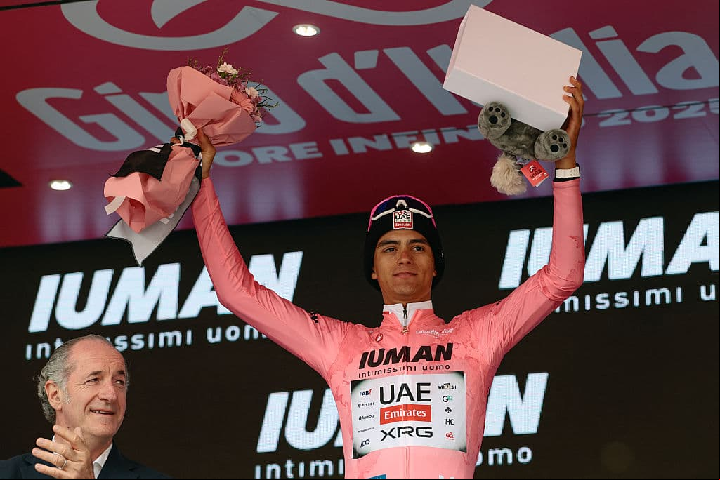 Isaac Del Toro, firme en el liderato tras la etapa más larga de Giro de Italia