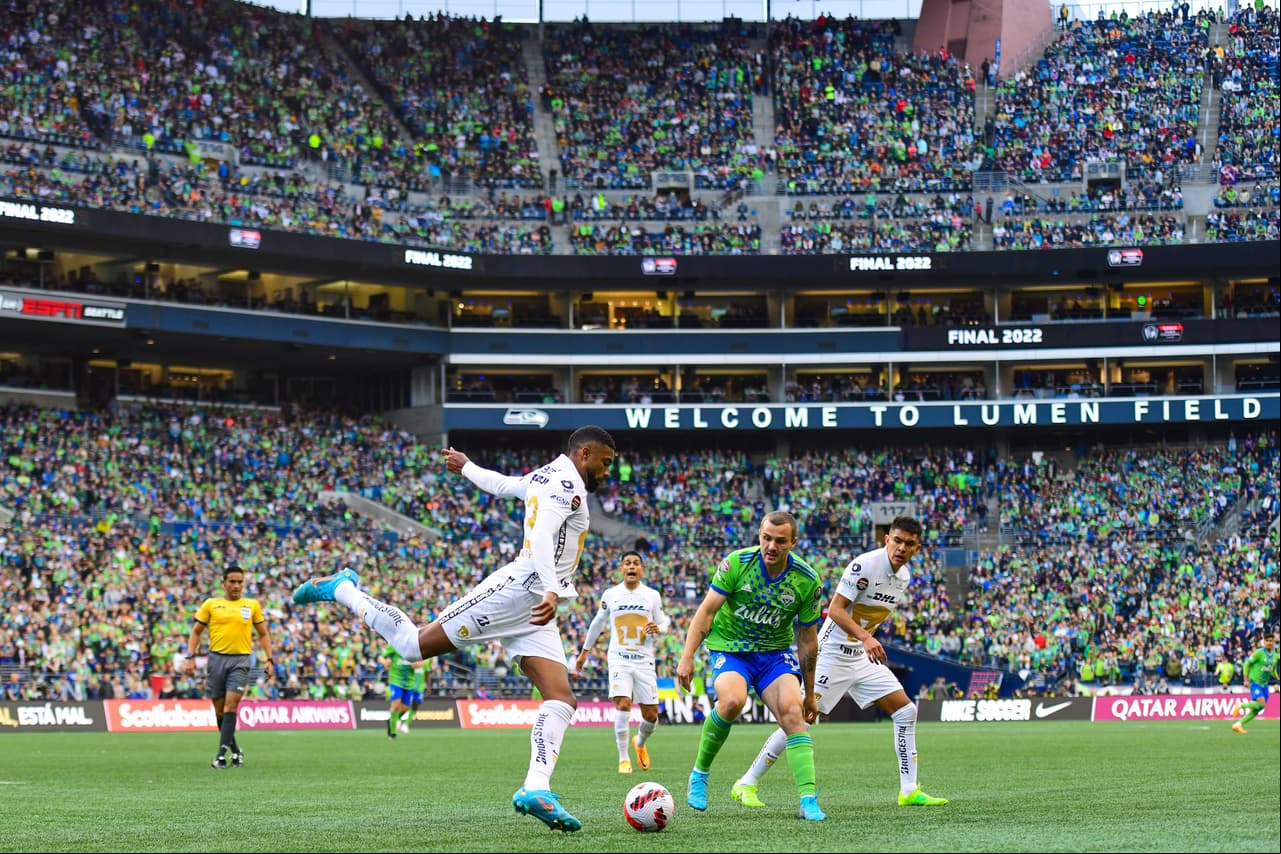 Seattle Sounders fue ampliamente superior a Pumas y se impuso con un doblete de Raúl Ruidíaz y otro tanto de Nicolás Lodeiro.