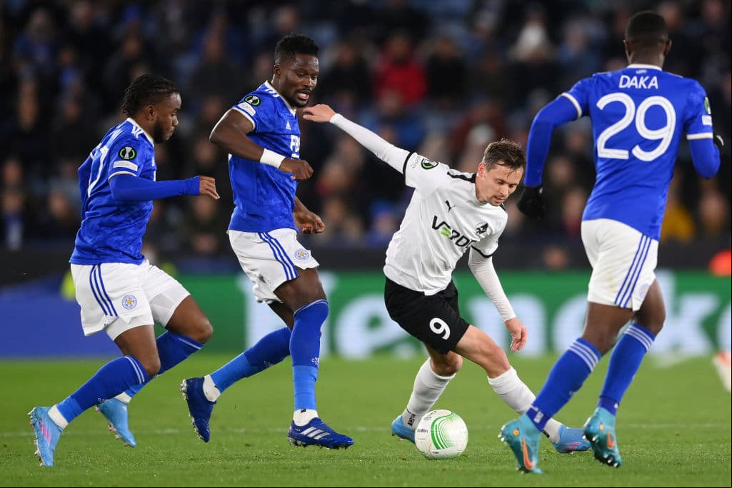 PSV venció por la mínima (1-0) al Maccabi, Leicester golea fácilmente 4-1 Randers. Celtic es sorprendido y cae 1-3 en casa frente al Bodo Glimt y el Olympiqiue de Marseille le pega 3-1 al Qarabag.