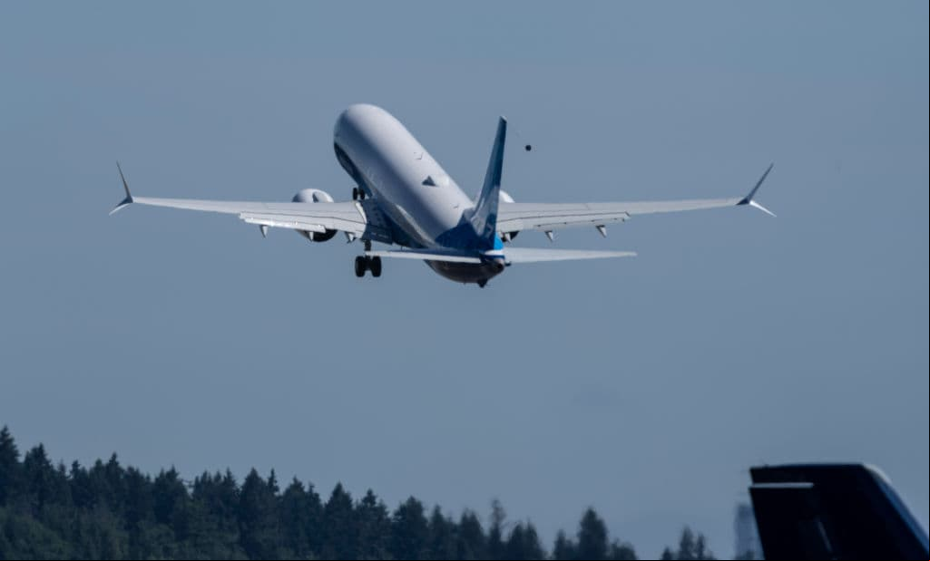 Con todos los titulares recientes sobre es y neumáticos que se caen de los aviones, ¿sigue siendo seguro volar?
