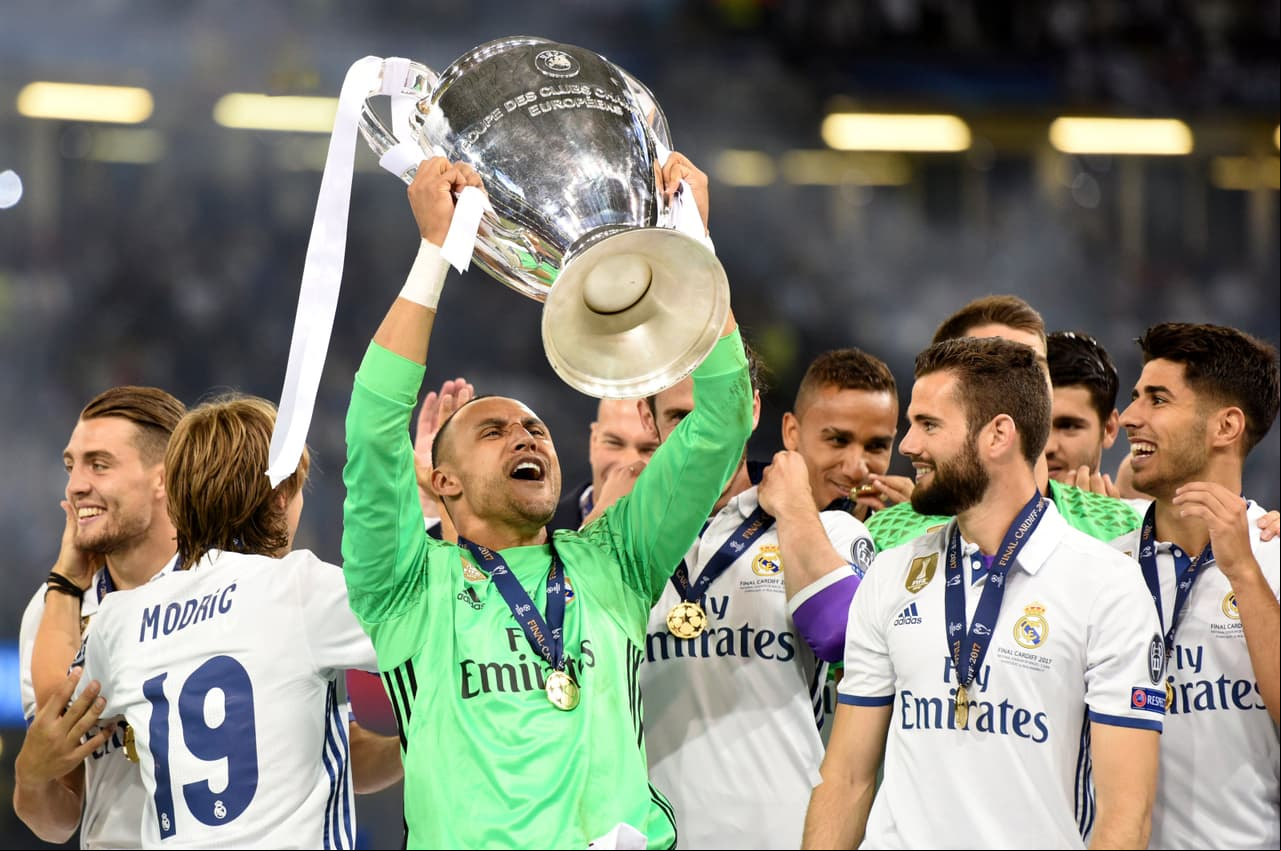 De hecho, se dice que el capitán Sergio Ramos, Cristiano Ronaldo y Zinedine Zidane estarían gestionando con Florentino la permanencia del costarricense.