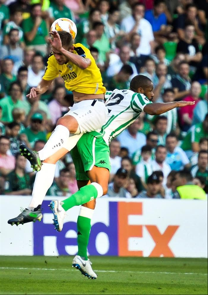 En medio de un juego sin mayor claridad, ambos se fueron al descanso con la igualdad sin goles.