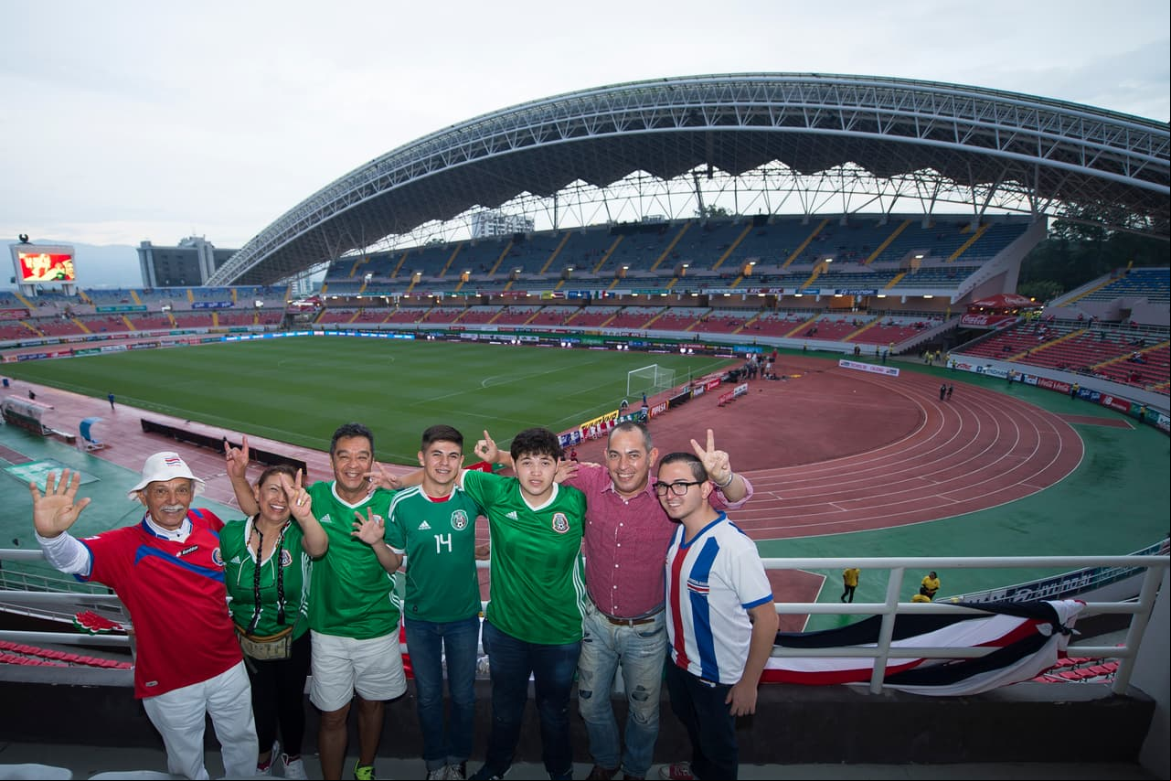 Action photo during the match Costa Rica vs Mexico, corresponding to the CONCACAF qualifying for the World Cup Russia 2018, at the National Stadium of Costa Rica. Foto de accion durante el partido Costa Rica vs Mexico, Correspondiente a las Eliminatorias de la CONCACAF para el Mundial de Rusia 2018, en el Estadio Nacional de Costa Rica, en la foto: Fans 05/09/2017/MEXSPORT/Javier Ramirez.