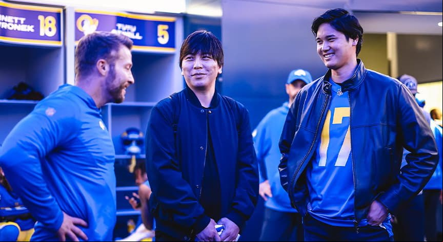 Shohei Ohtani visita a Los Angeles Rams 