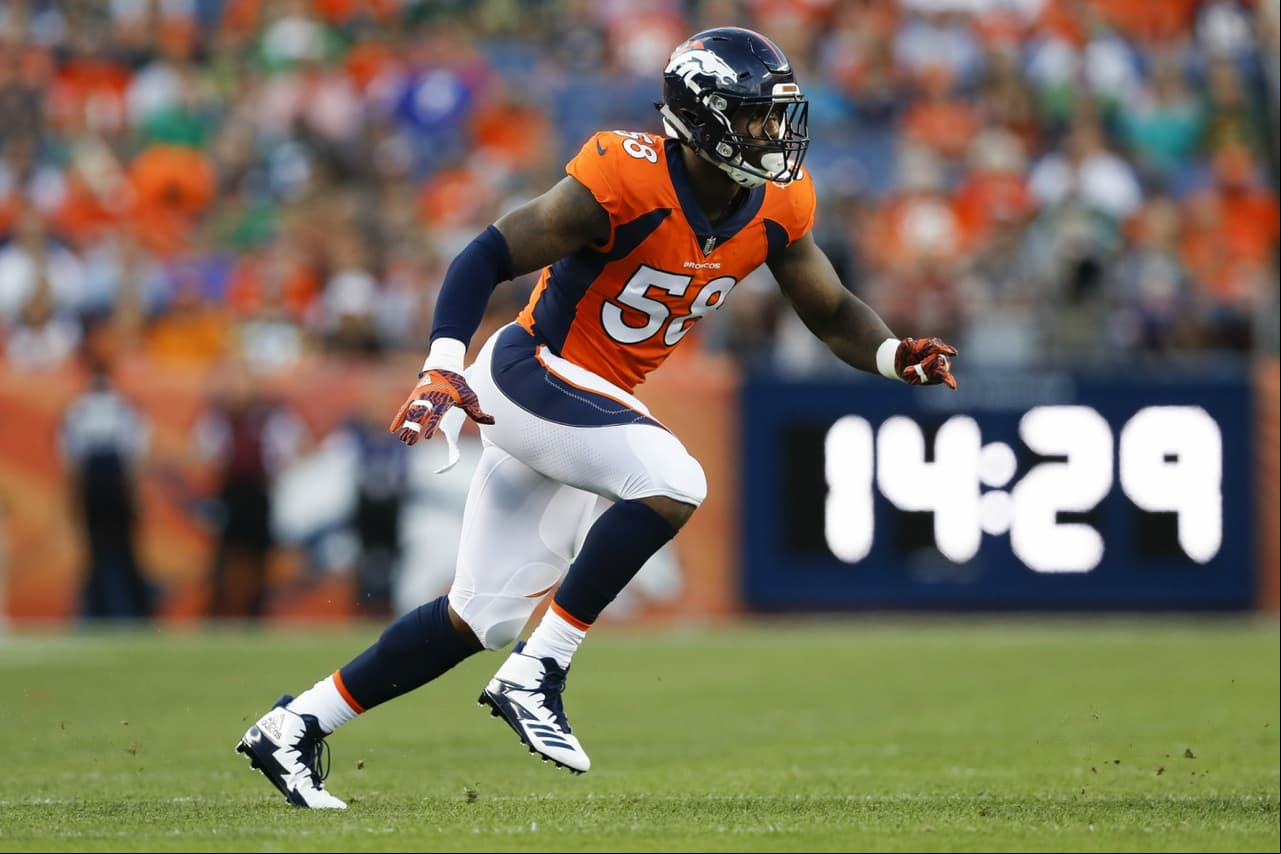 BRONCOS | La estrellaLa gran fortaleza de los Denver Broncos está en su defensa, encabezada por Von Miller, un futuro miembro del Salón de la Fama. No por nada es el defensivo mejor pagado en la historia de la NFL. Con él, Denver ganó cinco títulos divisionales consecutivos, hasta el año pasado, y esperan regresar a la cima del Oeste de la AFC.