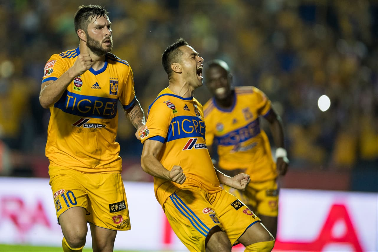 Con gol al minuto 94, los Tigres sumaron tres puntos de oro y de paso hundieron un poco más a las Chivas que no levantan en el torneo.