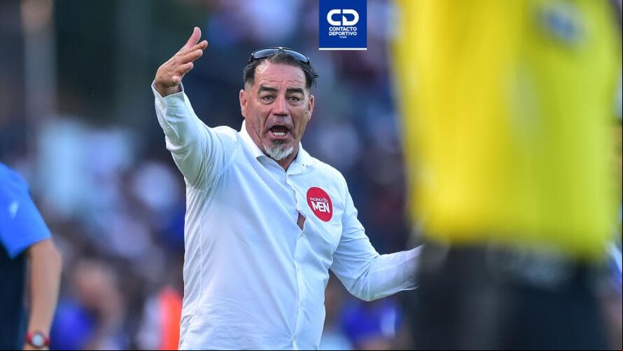Paco Ramírez golpeó a Norberto Scoponi al ser eliminado con Celaya 