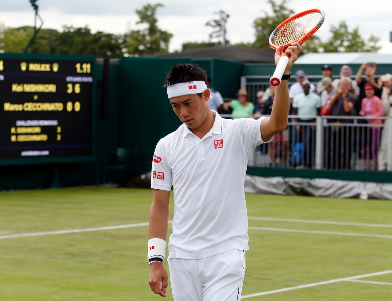 La situacion fue muy diferente para el japonés Kei Nishikori que tuvo un triunfo muy tranquilo sobre Marco Cecchinato con parciales 6-2, 6-2, 6-0.