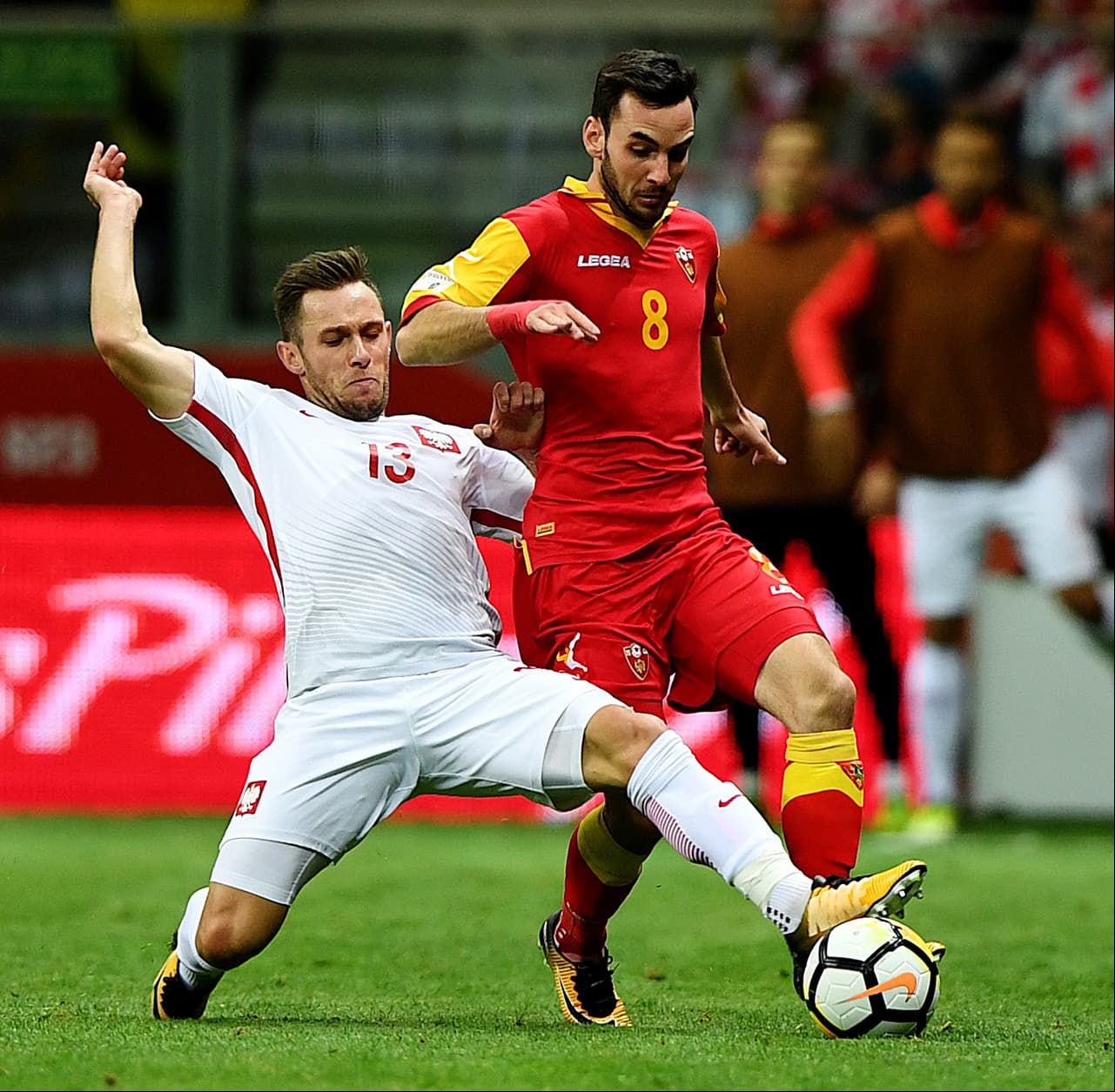 Con el partido 2-0 al minuto 16 del primer tiempo, Polonia apenas trató de controlar las embestidas de su rival y esperar que llegara pronto el final y la celebración.