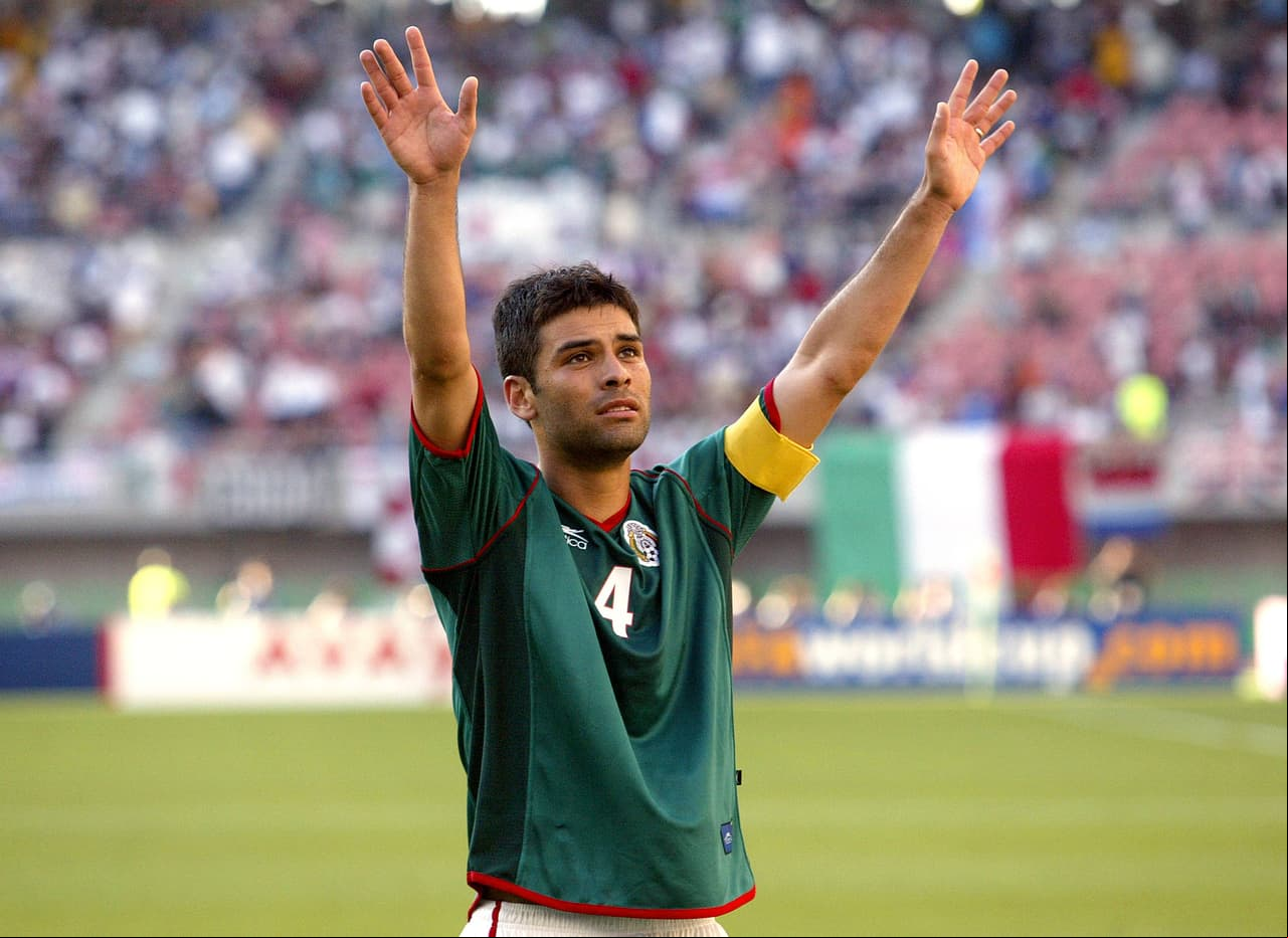 El mexicano Rafael Márquez lleva cuatro participaciones en Mundiales (2002, 2006, 2010 y 2014) y espera llegar a la quinta, en la que por fin alcance el 'quinto partido' con su país.