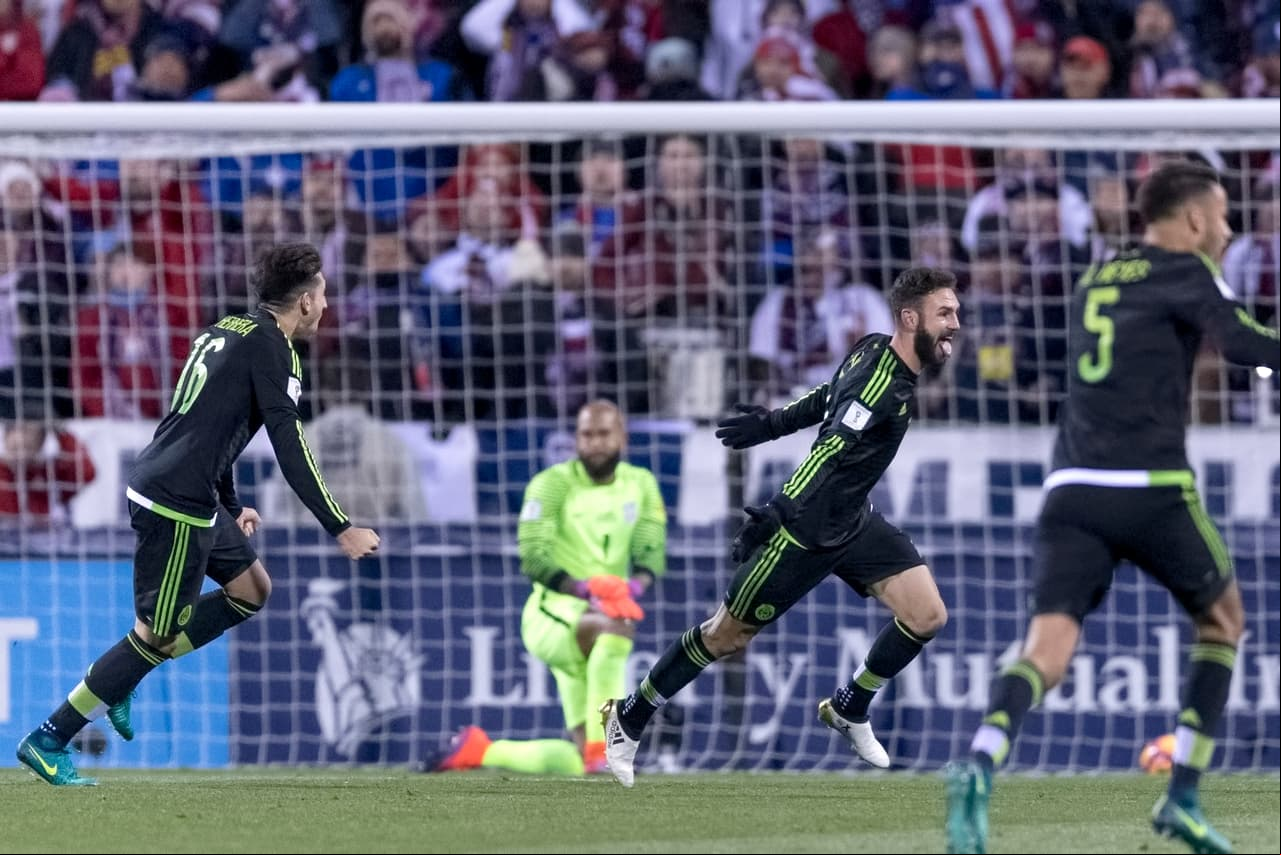 Juan Carlos Osorio acalló las críticas con una categórica victoria de 2-1 contra Estados Unidos en Columbus, en el debut del hexagonal.