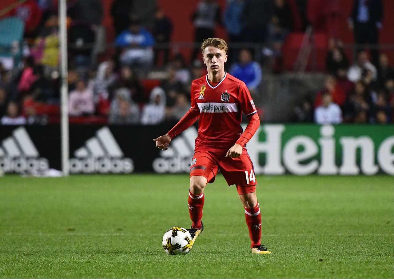 Con apenas 18 años, Djorde Mihailovic es una de las grandes esperanzas de Chicago Fire y el fútbol de la MLS. El joven estadounidense es un líder natural en el juego del equipo de 'la Ciudad del Viento'. (USA Today Images)