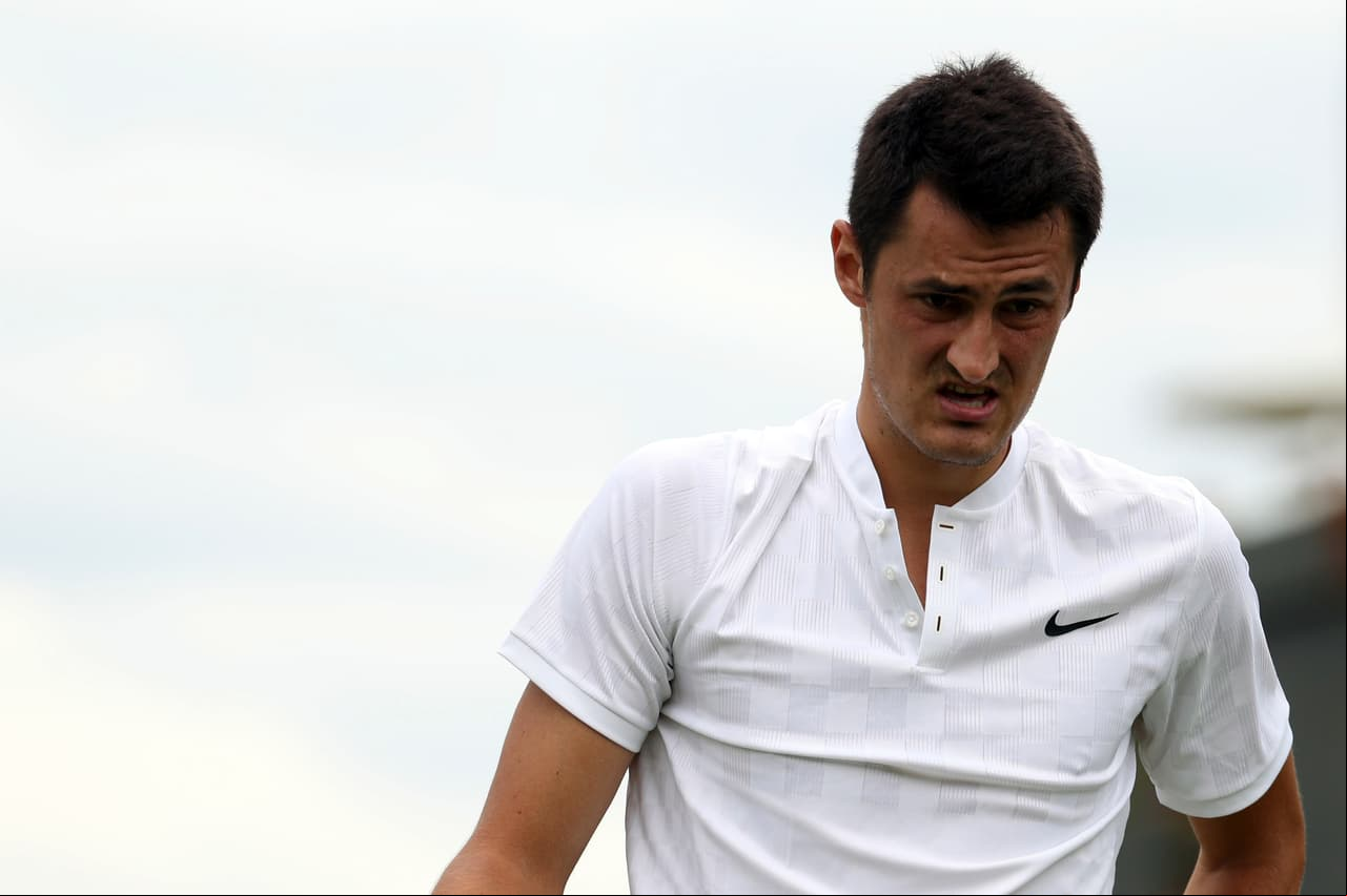 En otra cancha, la cara de Bernard Tomic fue más que evidente: quedó eliminado Mischa Zverev en sets corridos 6-4, 6-3, 6-4. Una imagen que dice mucho.