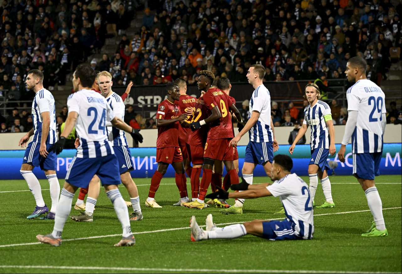 Cristiano anota en el Manchester, Giménez tiene minutos y la Roma remonta