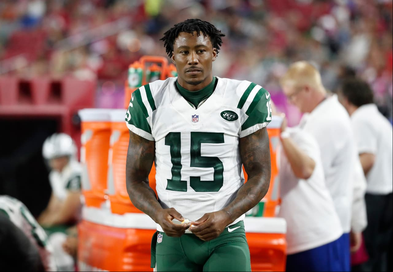 Bajas: New York dejó ir a veteranos figuras del equipo como el cornerback Darrelle Revis (agente libre), el receptor Brandon Marshall (Giants), el centro Nick Mangold (agente libre), además de al receptor Eric Decker (Titans) y al quarterback Geno Smith (Giants).