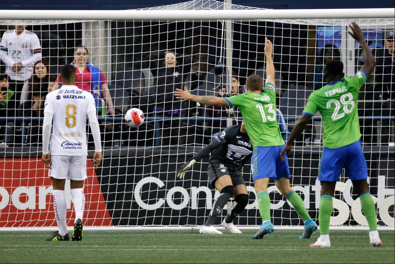 Seattle Sounders fue ampliamente superior a Pumas y se impuso con un doblete de Raúl Ruidíaz y otro tanto de Nicolás Lodeiro.